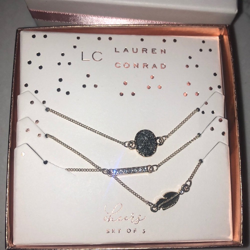 NWT Beautiful 3- Piece Bracelet set!